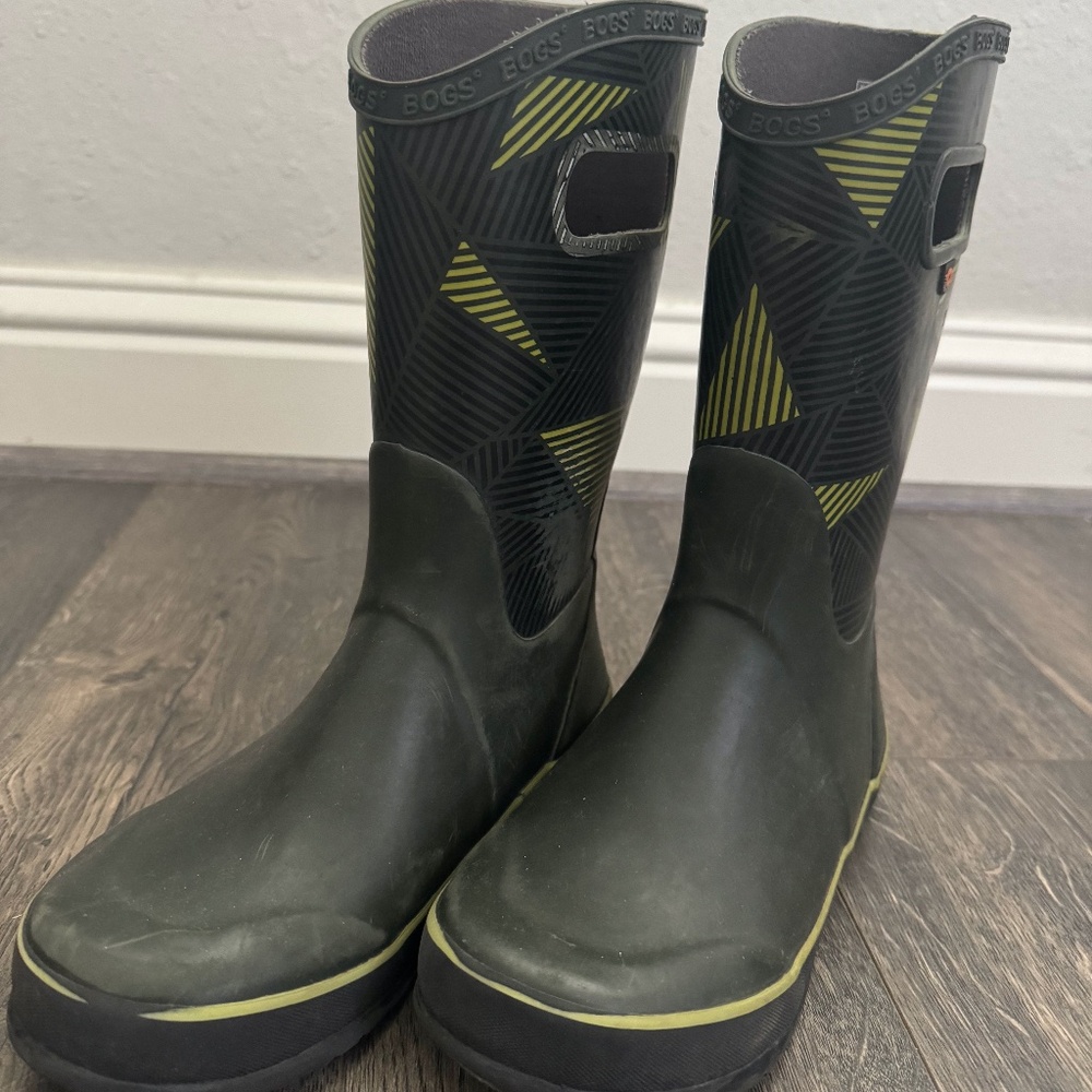 Bogs Youth Rain Boot-Size 4-Hunter Green Geo Print